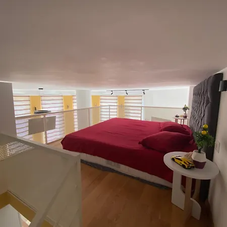 Duplex *